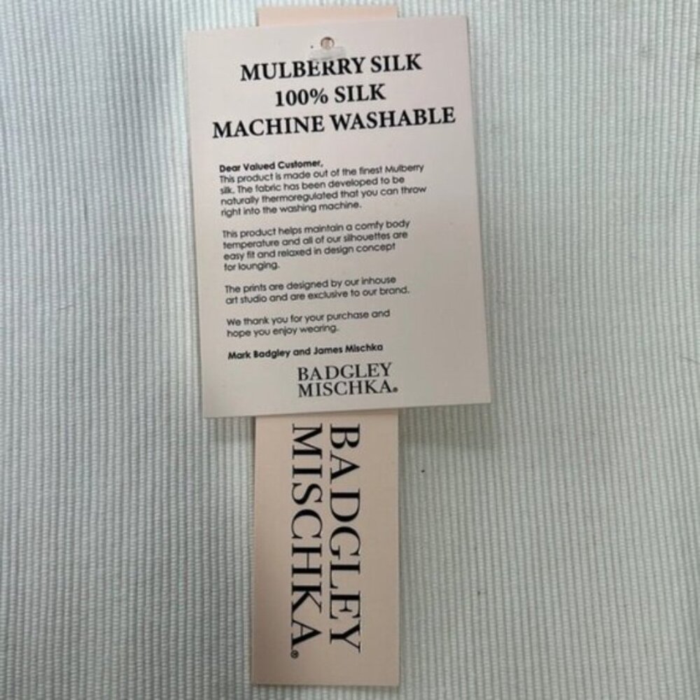 Badgley Mischka NWT 100% Silk Lounge Top-Size Small - Picture 6 of 8
